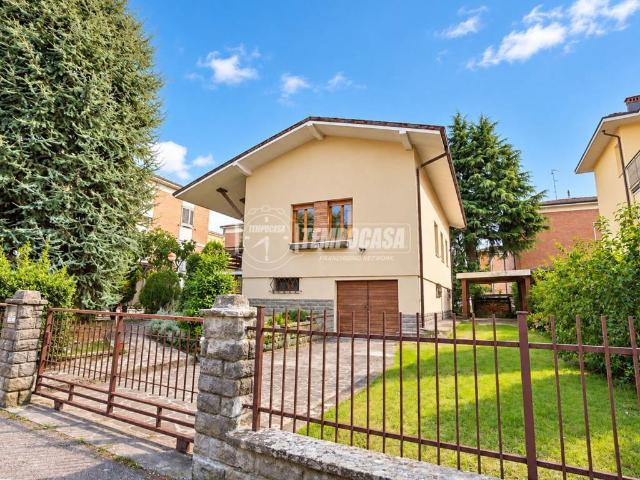 Casa indipendente in vendita a Vignola MO