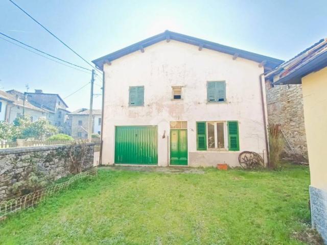 Casa indipendente in vendita a Vignole Borbera AL