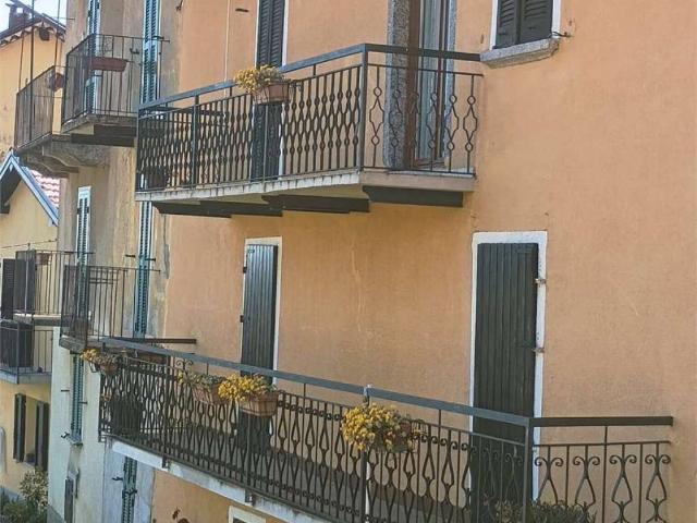 Casa indipendente in vendita a Vignone VB