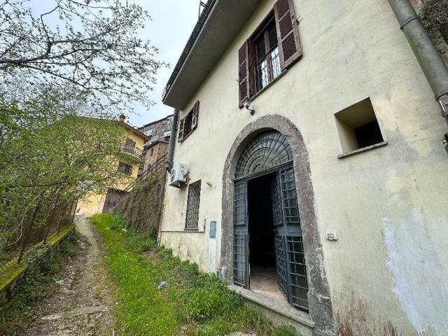Casa indipendente in vendita a Vignanello VT