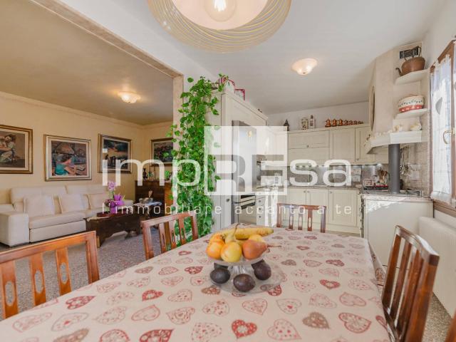 Casa indipendente in vendita a Villorba, Catena