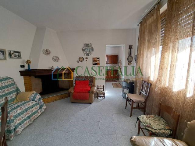 Casa indipendente in vendita a Villaurbana OR