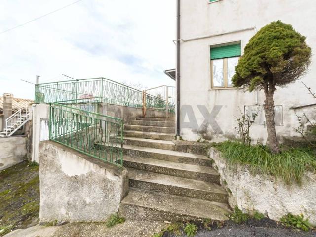Casa indipendente in vendita a Villa Celiera PE