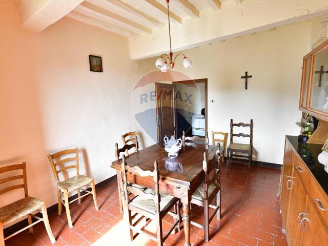 Casa indipendente in vendita a Villa Basilica