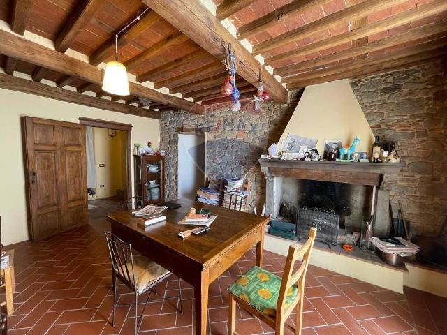 Casa indipendente in vendita a Villa Basilica