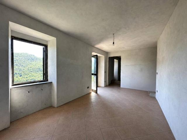 Casa indipendente in vendita a Villa Basilica LU