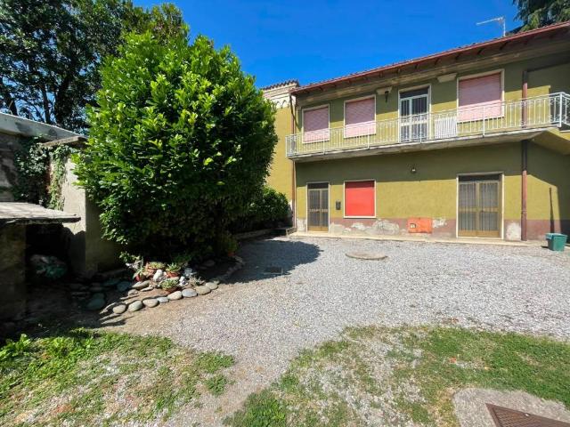 Casa indipendente in vendita a Villa di Serio BG