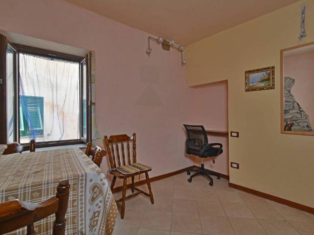 Casa indipendente in vendita a Villa Faraldi IM