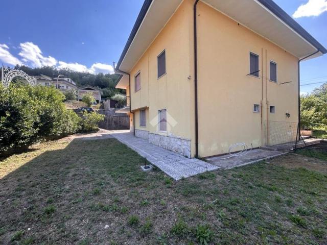 Casa indipendente in vendita a Villa Latina FR
