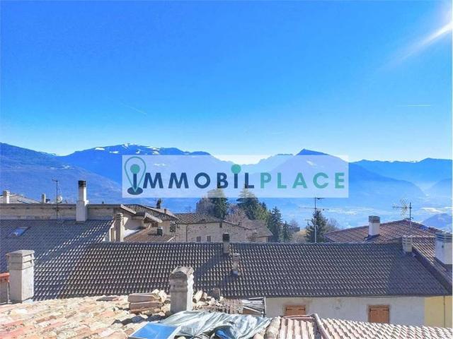 Casa indipendente in vendita a Villa Lagarina TN