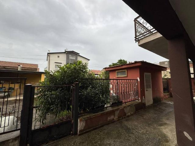 Casa indipendente in vendita a Villa Literno CE