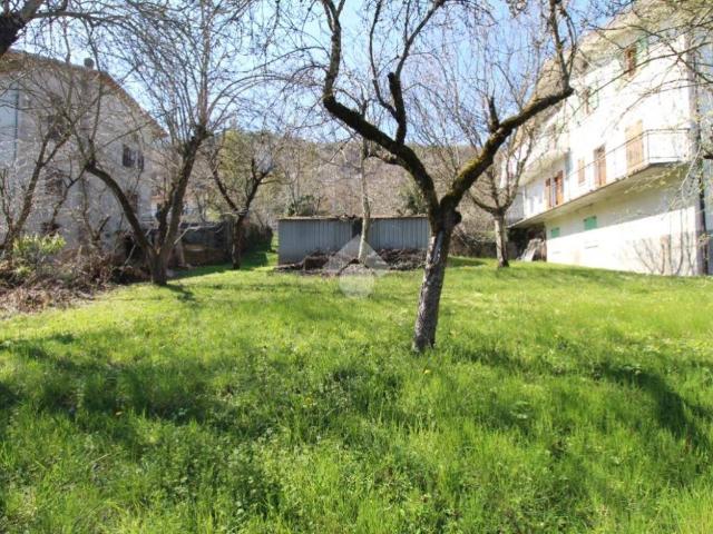 Casa indipendente in vendita a Villa Minozzo RE