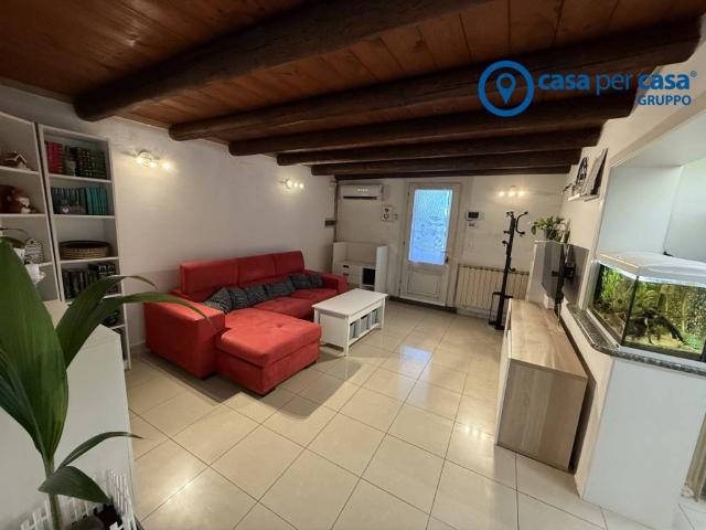Casa indipendente in vendita a Villadose RO