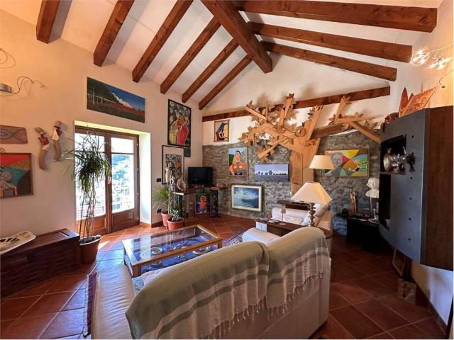 Casa indipendente in vendita a Villadossola VB