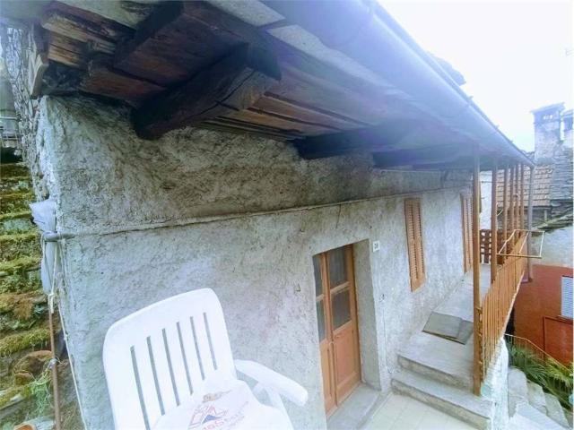 Casa indipendente in vendita a Villadossola VB