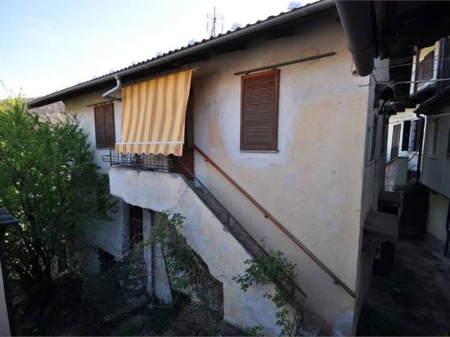 Casa indipendente in vendita a Villadossola VB