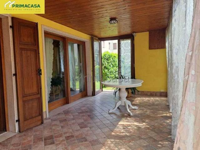 Casa indipendente in vendita a Villafranca di Verona VR