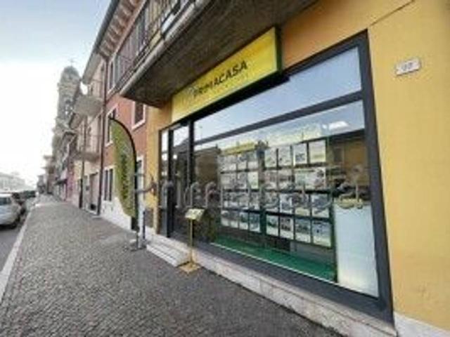 Casa indipendente in vendita a Villafranca Di Verona