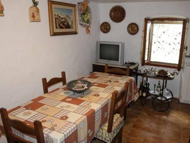 Casa indipendente in vendita a Villafranca in Lunigiana MS