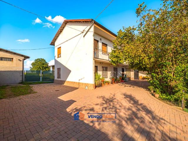 Casa indipendente in vendita a Villafranca Piemonte TO