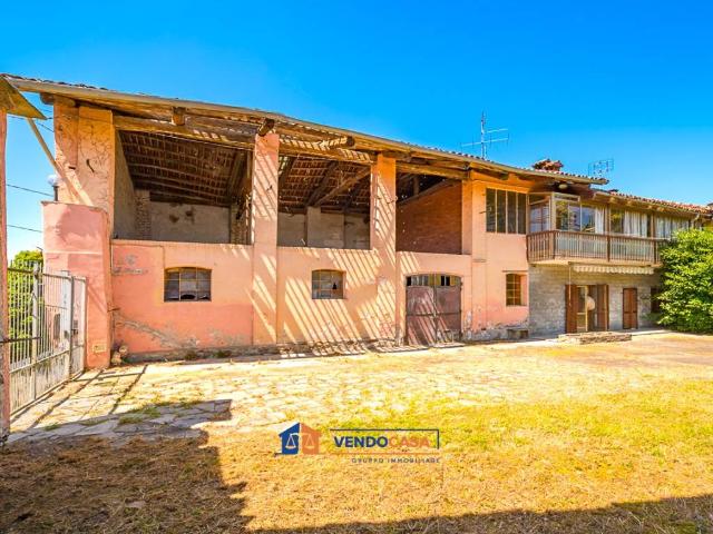 Casa indipendente in vendita a Villafranca Piemonte TO