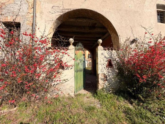 Casa indipendente in vendita a Villalvernia AL