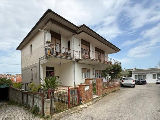 Casa indipendente in vendita a Villamagna CH