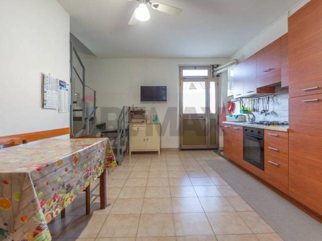 Casa indipendente in vendita a Villamagna CH