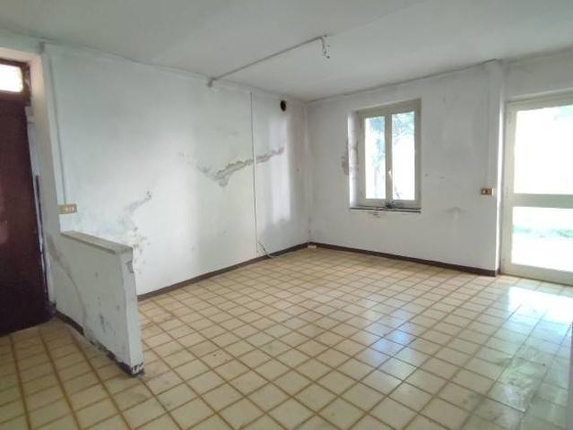 Casa indipendente in vendita a Villanova Mondovì CN
