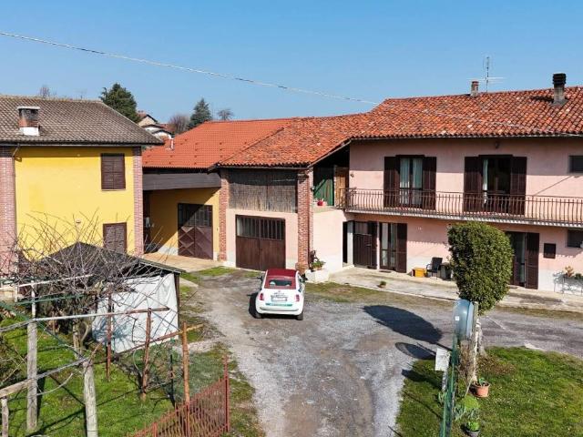 Casa indipendente in vendita a Villanova Mondovì CN