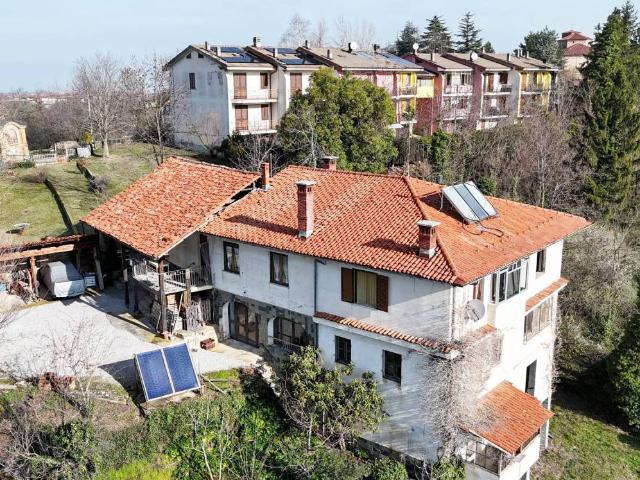Casa indipendente in vendita a Villanova Mondovì CN