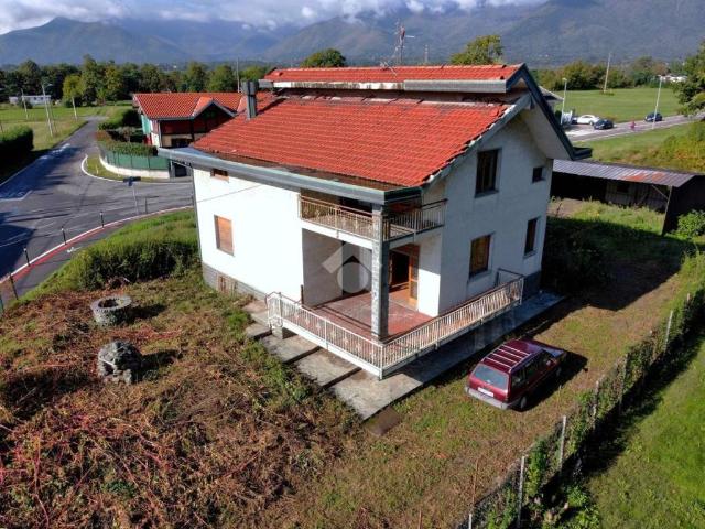 Casa indipendente in vendita a Villanova Canavese TO