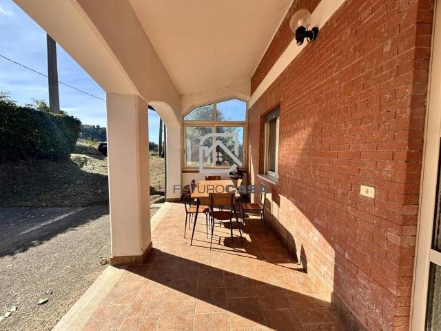 Casa indipendente in vendita a Villanova del Battista AV