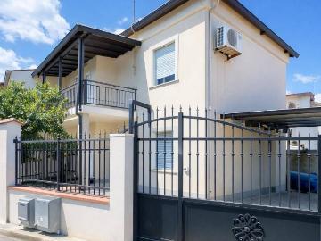 Casa indipendente in vendita a Villanovafranca VS