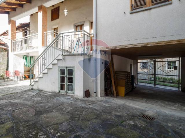 Casa indipendente in vendita a Villar Focchiardo TO