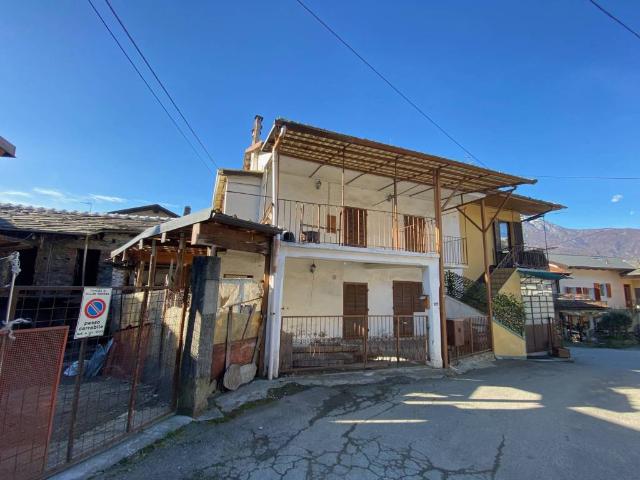 Casa indipendente in vendita a Villar Perosa TO
