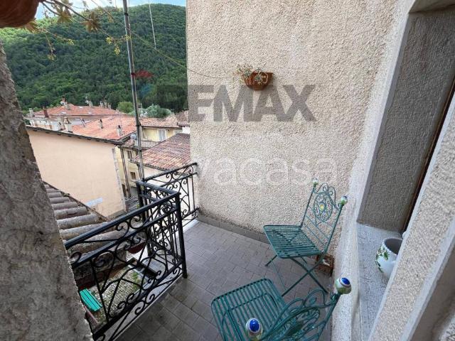 Casa indipendente in vendita a Villetta Barrea via sannita, 11