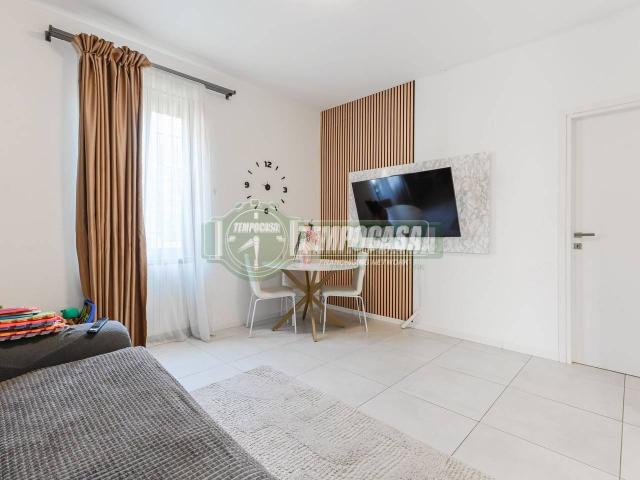 Casa indipendente in vendita a Vimercate