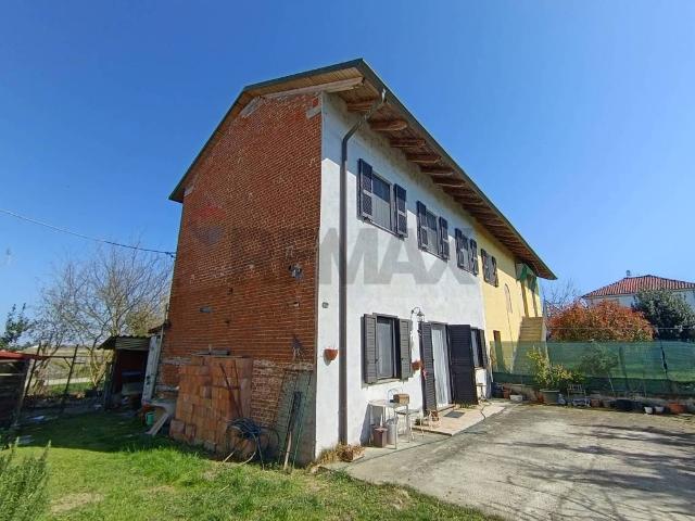 Villa in vendita a Vinzaglio NO
