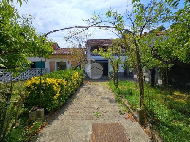 Casa indipendente in vendita a Vische TO