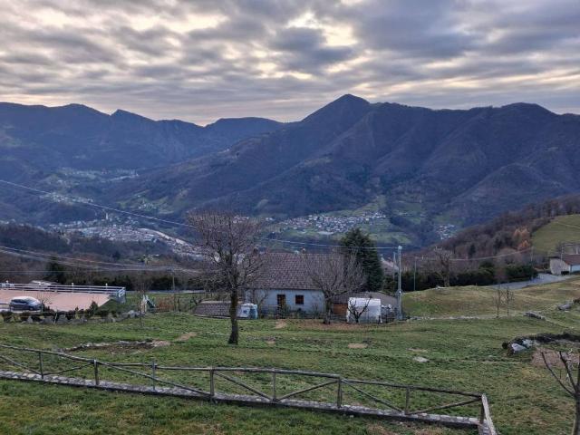 Casa indipendente in vendita a Zogno BG