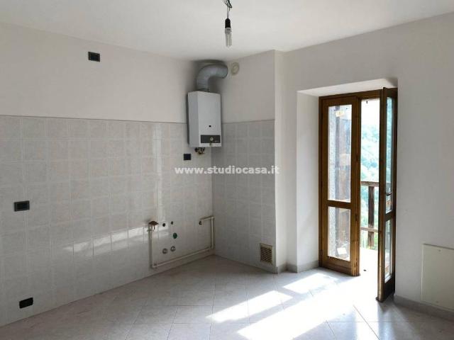 Casa indipendente in vendita a Zogno BG