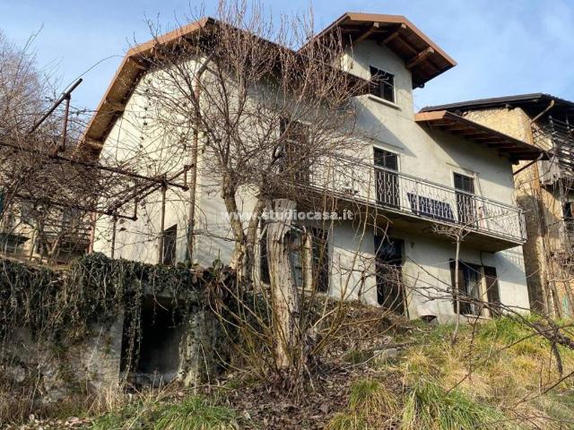 Casa indipendente in vendita a Zogno BG
