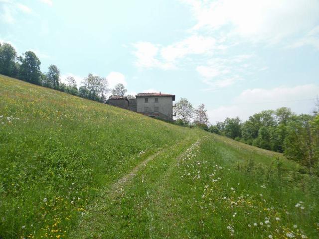Casa indipendente in vendita a Zogno BG