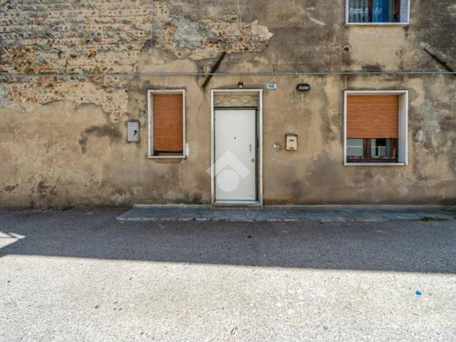 Casa indipendente in vendita a Zevio VR