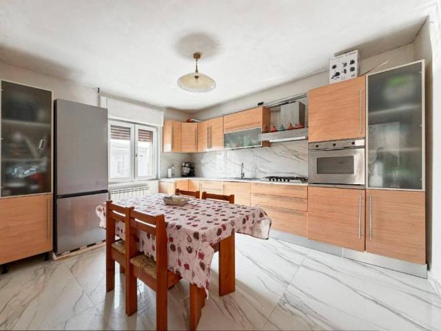 Casa indipendente in vendita a Zevio VR