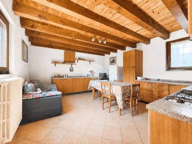 Casa indipendente in vendita a Zevio VR