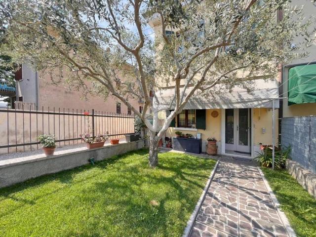 Casa indipendente in vendita a Zevio VR