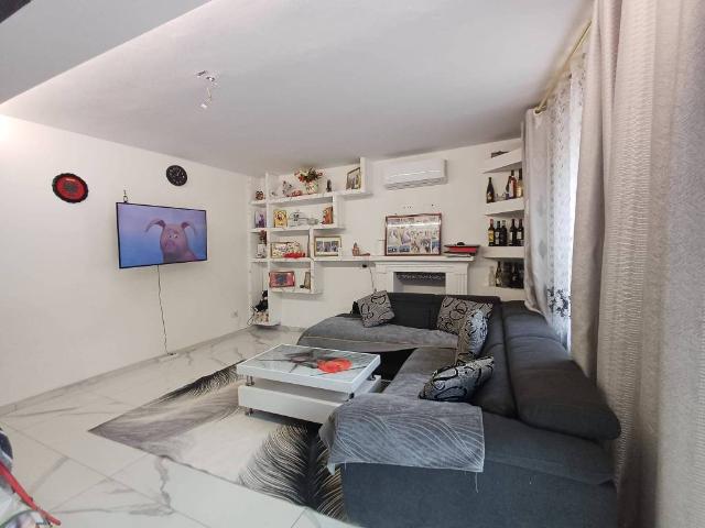 Casa indipendente in vendita a Ziano Piacentino PC