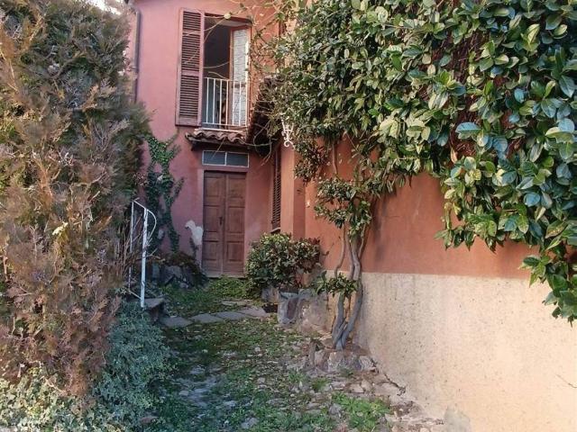 Casa indipendente in vendita a Zumaglia BI